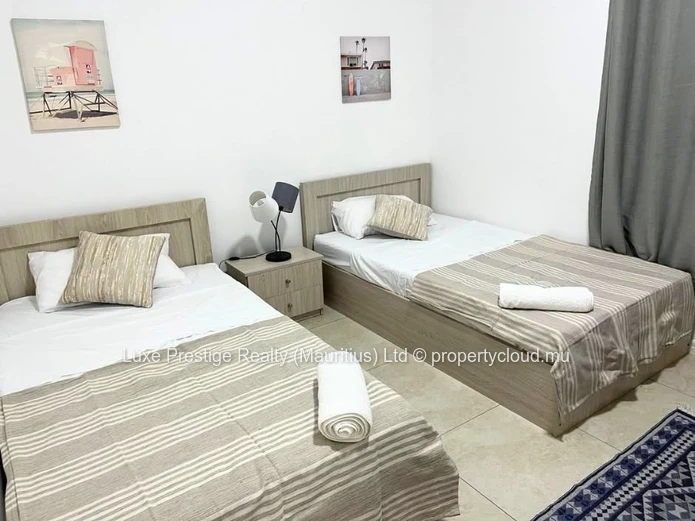 3-Bedroom Apartment for Rent in Pereybère | Communal Pool | 2 Minutes from Pereybère Beach