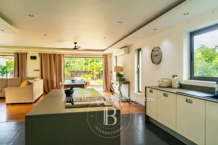 POSTE DE FLACQ - Villa - 4 bedrooms