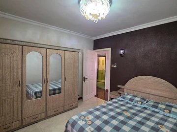 5 Bedroom Villa