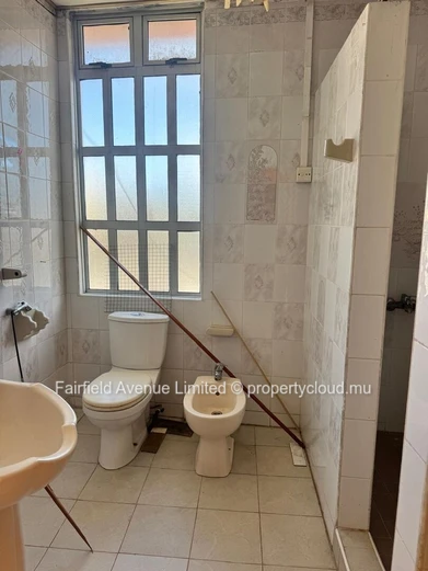 12-Bedroom House for Rent in Port Louis