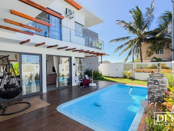 4 Bedroom Villa