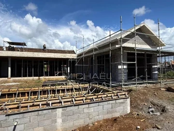 5 Bedroom Villa