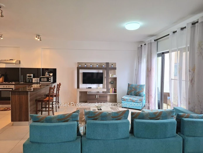 Apartment | 3 Bedrooms | 900m from the Beach