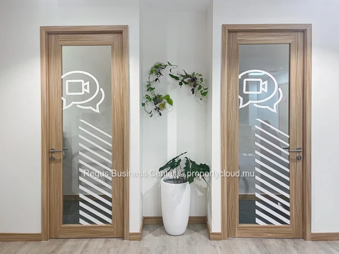 Coworking space in Regus Nexsky Building
