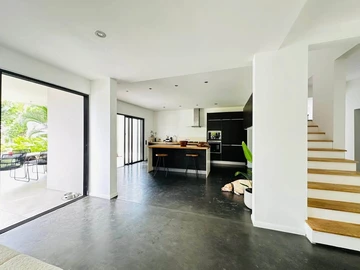 4 Bedroom Villa
