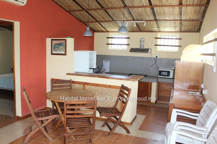 For sale - Commercial building on the main road of Mahebourg.
