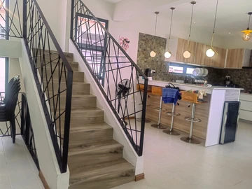 4 Bedroom Villa