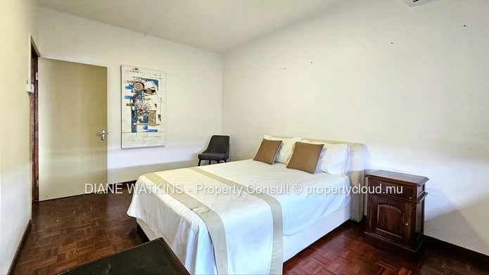 À Vendre - Appartement de 2 Chambres Idéalement situé dans le centre-ville de Curepipe