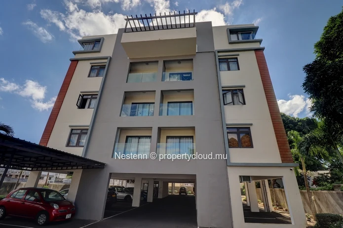 Elegant furnished penthouse with stunning views