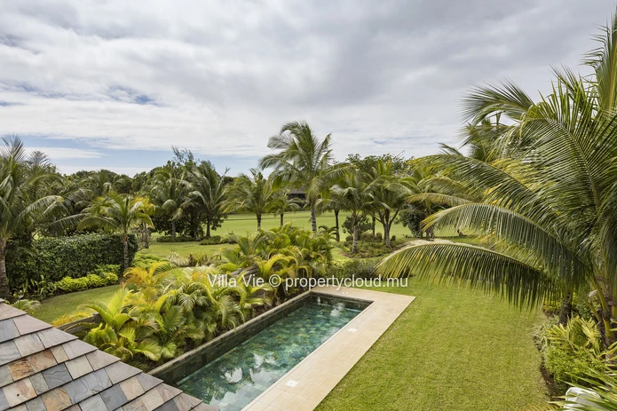 Beau Champ - Magnificent 3-bedroom semi-detached villa with private pool