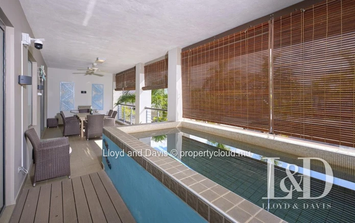 Bel appartement à une minute à pied de la plage