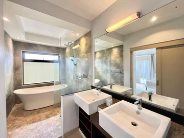 3 Bedroom Townhouse, Duplex