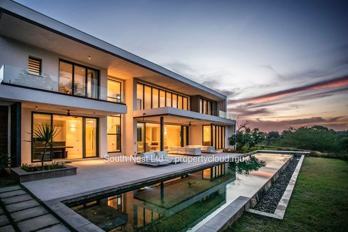 Ultra Luxury Contemporary Villa with Sunset Views, Tamarin