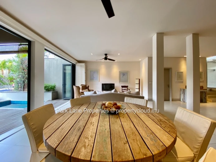 Duplex d’exception au cœur de la marina résidentielle de Maurice