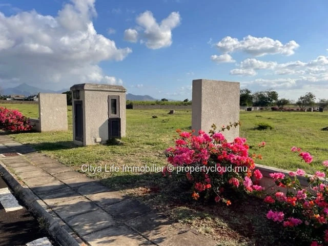 Land for sale in Royal Park