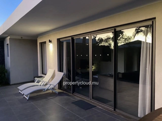 A vendre magnifique villa dans une residence accessible aux etrangers à Pereybere.