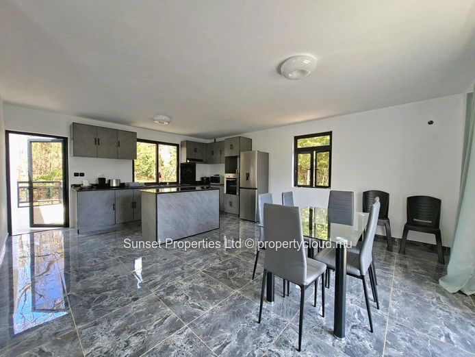 Deux appartements indépendants | Au bord d’une réserve naturelle