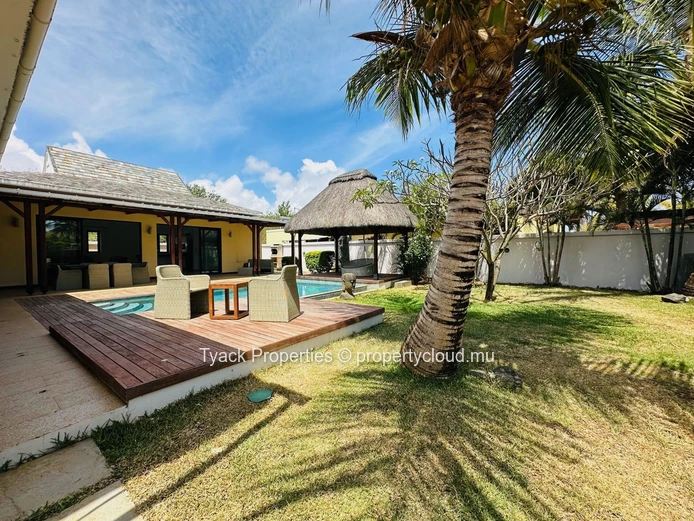 PDS Villa for Sale in Cap Malheureux – 4 Bedroom Villa with Pool