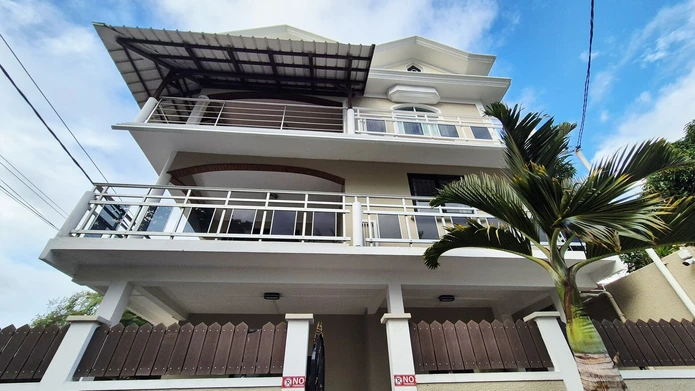 Propriété mixte de premier choix à vendre à Mahébourg, île Maurice – Investissement idéal, résidence touristique ou m...
