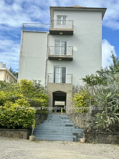 25-Bedroom Guest House – Exceptional Investment Opportunity