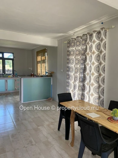 "Grand Gaube Gem: Furnished Mauritian Villas for Rent, 90m² Living Area with Stunning Amenities, Rs 30,000/month"