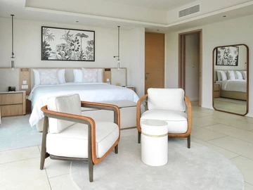 6 Bedroom Villa