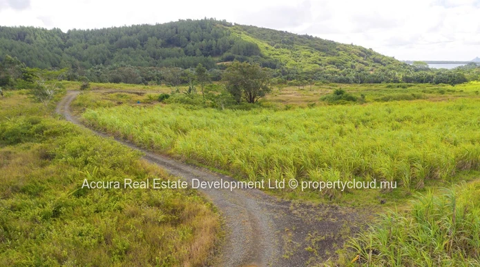 Great opportunity to invest in an agricultural plot of land in the Midlands !