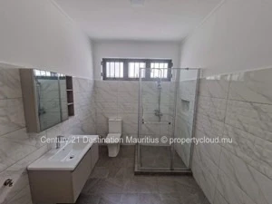 Penthouse De 108 M², À Deux Pas De La Célèbre Plage De Mont Choisy