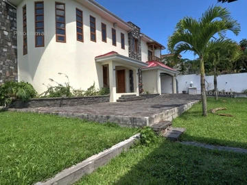 Maison de 5 Chambres