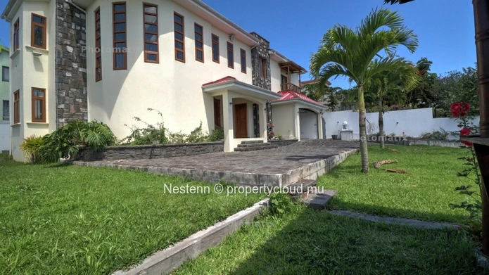 Beautiful house in a quiet area 