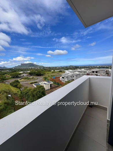  Stunning Apartment with Sea & Mountain Views - 3 bedroom, Center