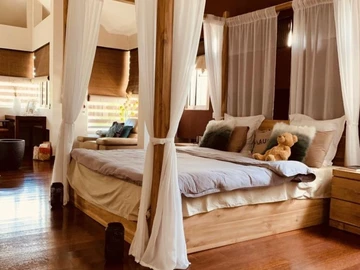 4 Bedroom Villa