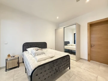 4 Bedroom Apartment