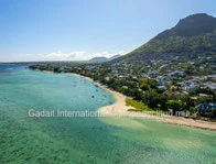 High-end apartment with sea view | Tamarin Living