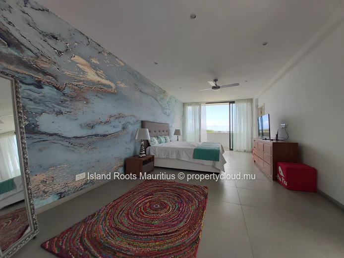 Luxury villa  located in a gated residence for sale !