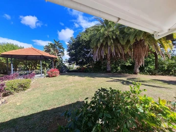6 Bedroom Villa