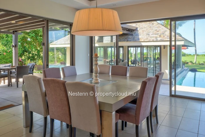 Sea View Villa – Modern Elegance with Private Pool