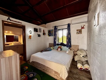 4 Bedroom Villa