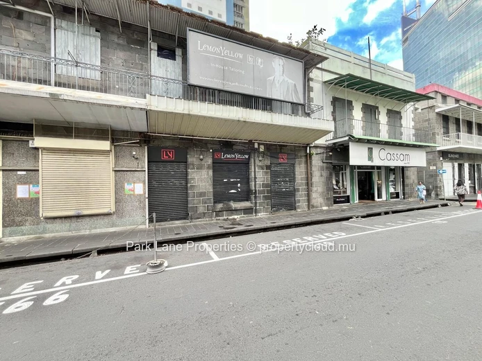 Immeuble Commercial de Premier Choix à Vendre – Port Louis