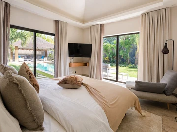 4 Bedroom Villa