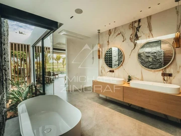 4 Bedroom Villa