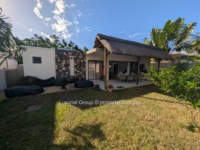 Contemporary 3-Bedroom Villa With Private Pool For Rent In Grand Baie