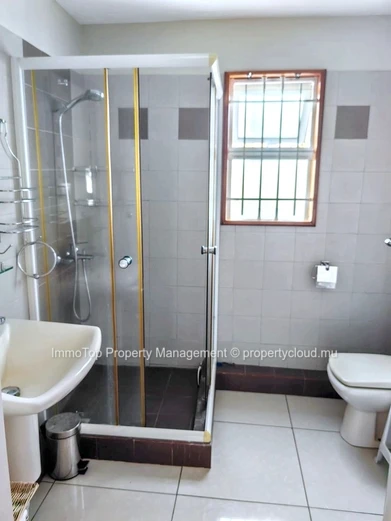 For RENT 3 bedroom Villa of 175 sqm in GRAND BAIE