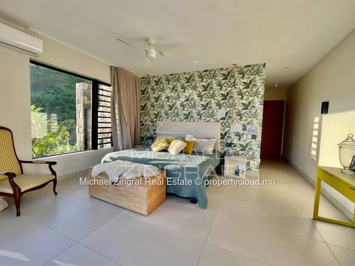 Villa de Luxe d'Exception à Rivière Noire