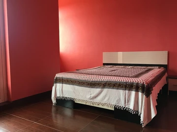 6 Bedroom House