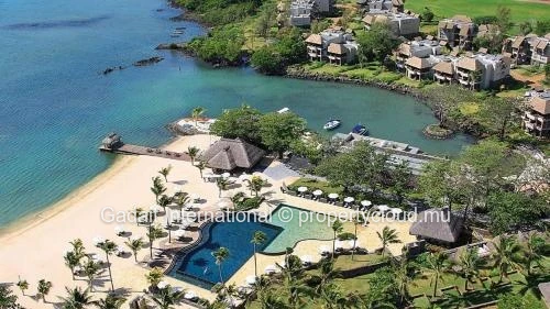 Investissez dans le luxe sur la côte Est de l'île Maurice avec cette villa de 3 chambres, vue Golf