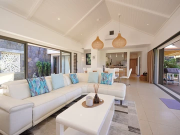 4 Bedroom Villa