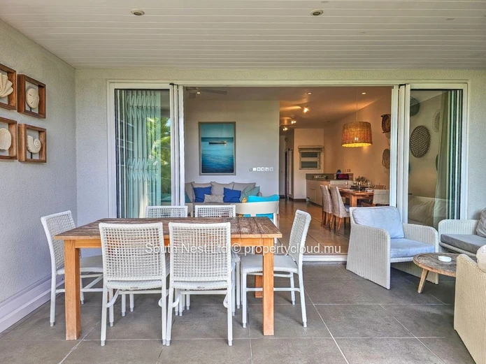 Rare Appartement Bord de Mer à Grand Baie | Accès Direct à la Plage