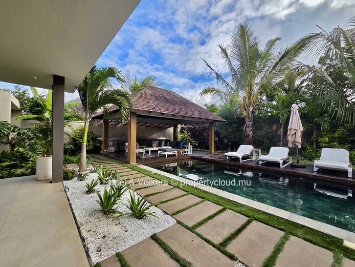 A Private Oasis in Mauritius's Vibrant North