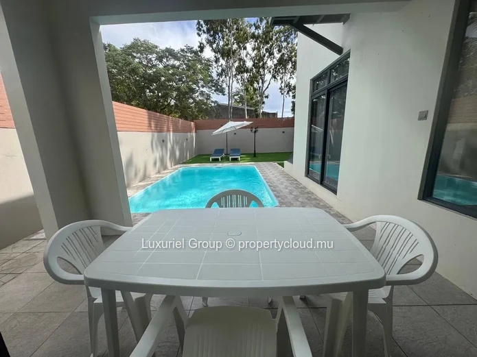 Superbe villa moderne 3 chambres avec piscine – Trou aux Biches